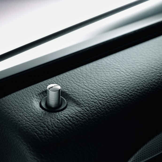 Mercedes-AMG Tür-Pin rund hinten 